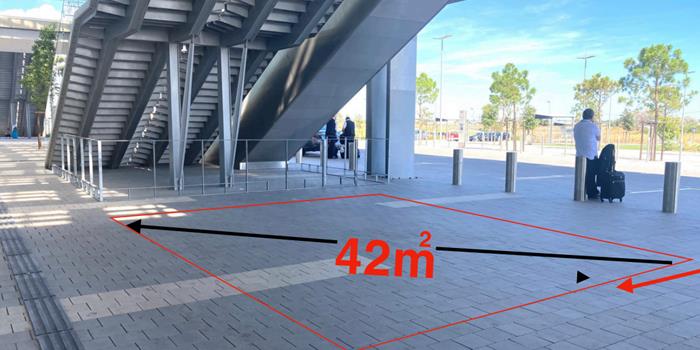 Parvis Sud - Emprise bleu